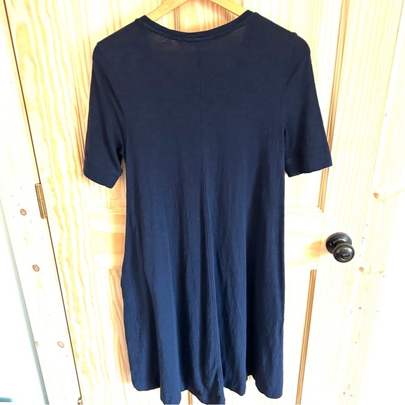 Chico’s Seamed Cotton Slub T-Shirt Dress Navy Blue. Size 4/Chicos 0. - Picture 7 of 13